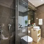 Via Porto 4*