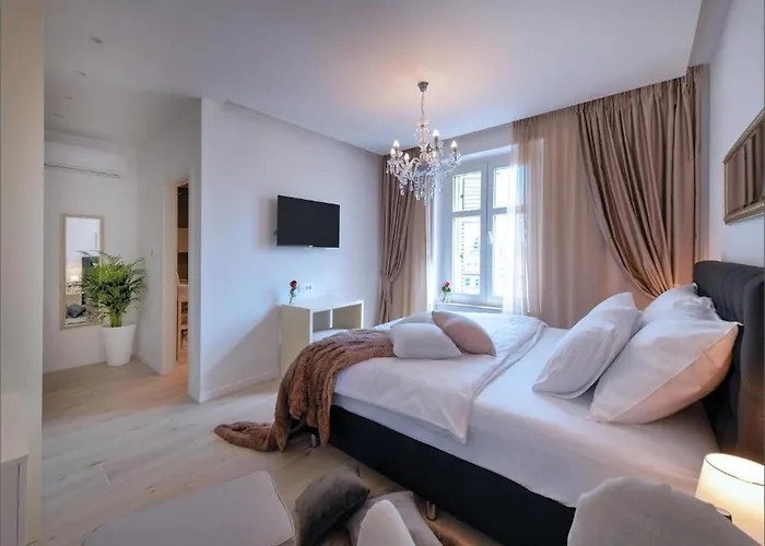Via Porto 4* Σπλιτ